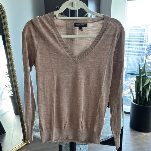Banana Republic Light Brown V-Neck - Picture 1 of 4